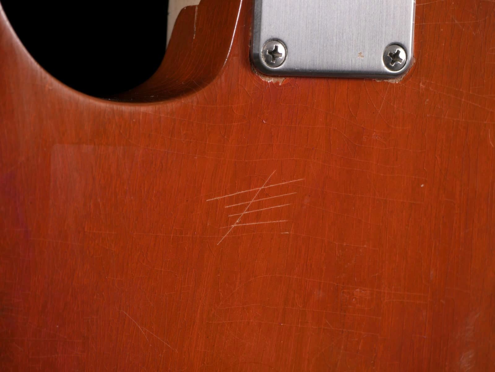 Nitrocellulose lacquer finish work